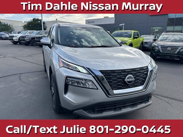 Used 2023 Nissan Rogue SV AWD/4WD image 3