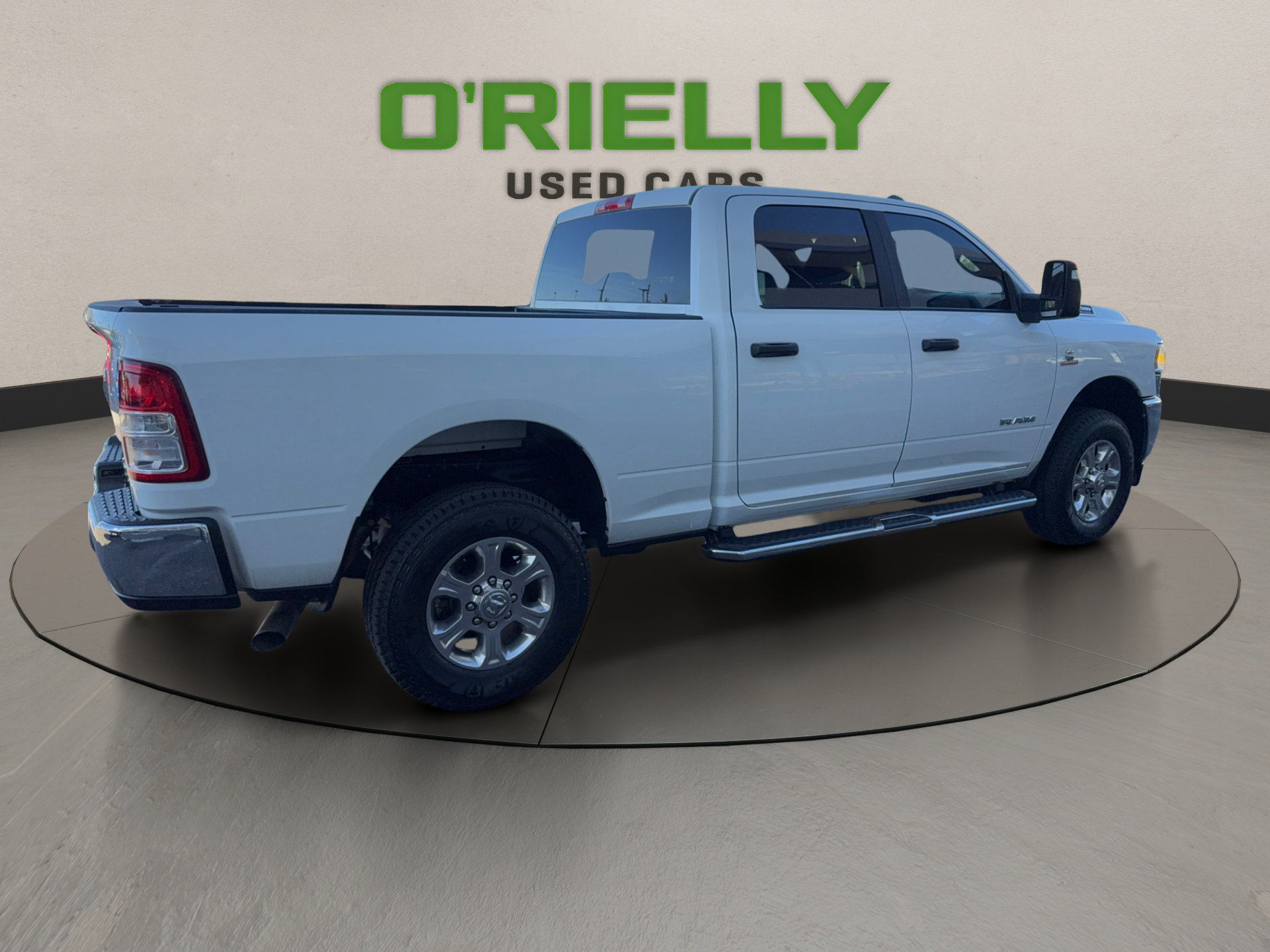 Used 2024 RAM 2500 Big Horn AWD/4WD image 6