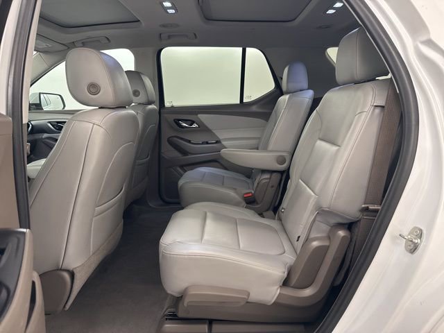 Used 2021 Chevrolet Traverse Premier image 16