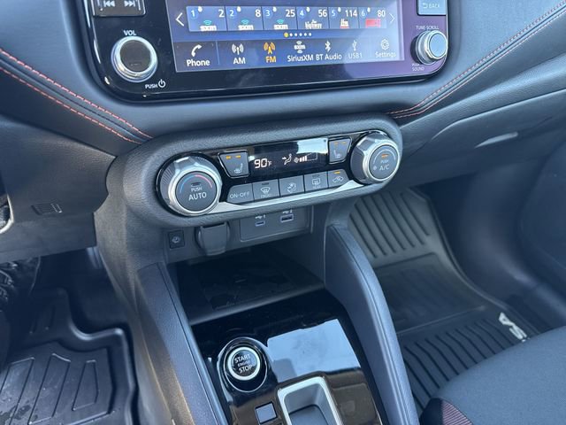 New 2025 Nissan Versa SR w/ Trunk Package FWD image 21