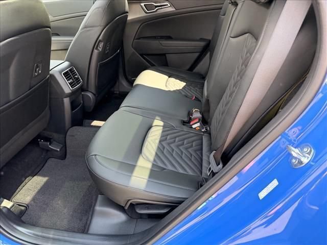 New 2026 Kia Sportage X-Line w/ X-Line Technology Package AWD/4WD image 14