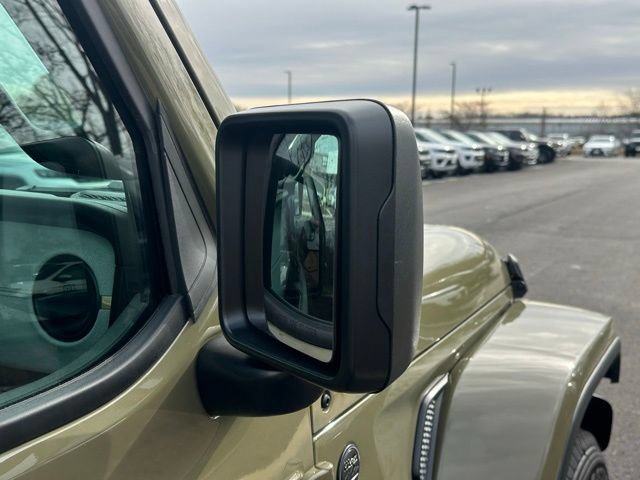 New 2026 Jeep Gladiator Sport AWD/4WD image 11