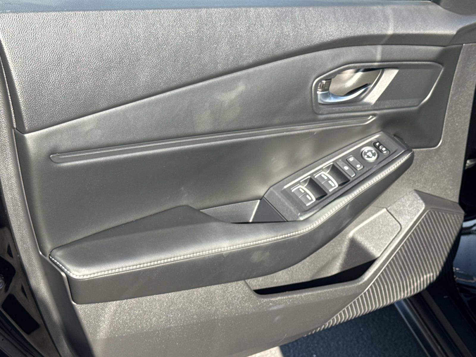 Used 2023 Honda Accord Sport image 17