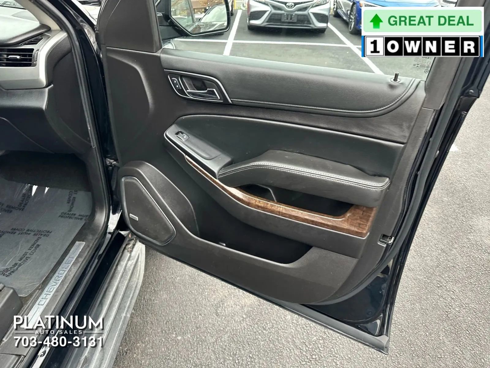 Used 2016 Chevrolet Suburban LT image 16