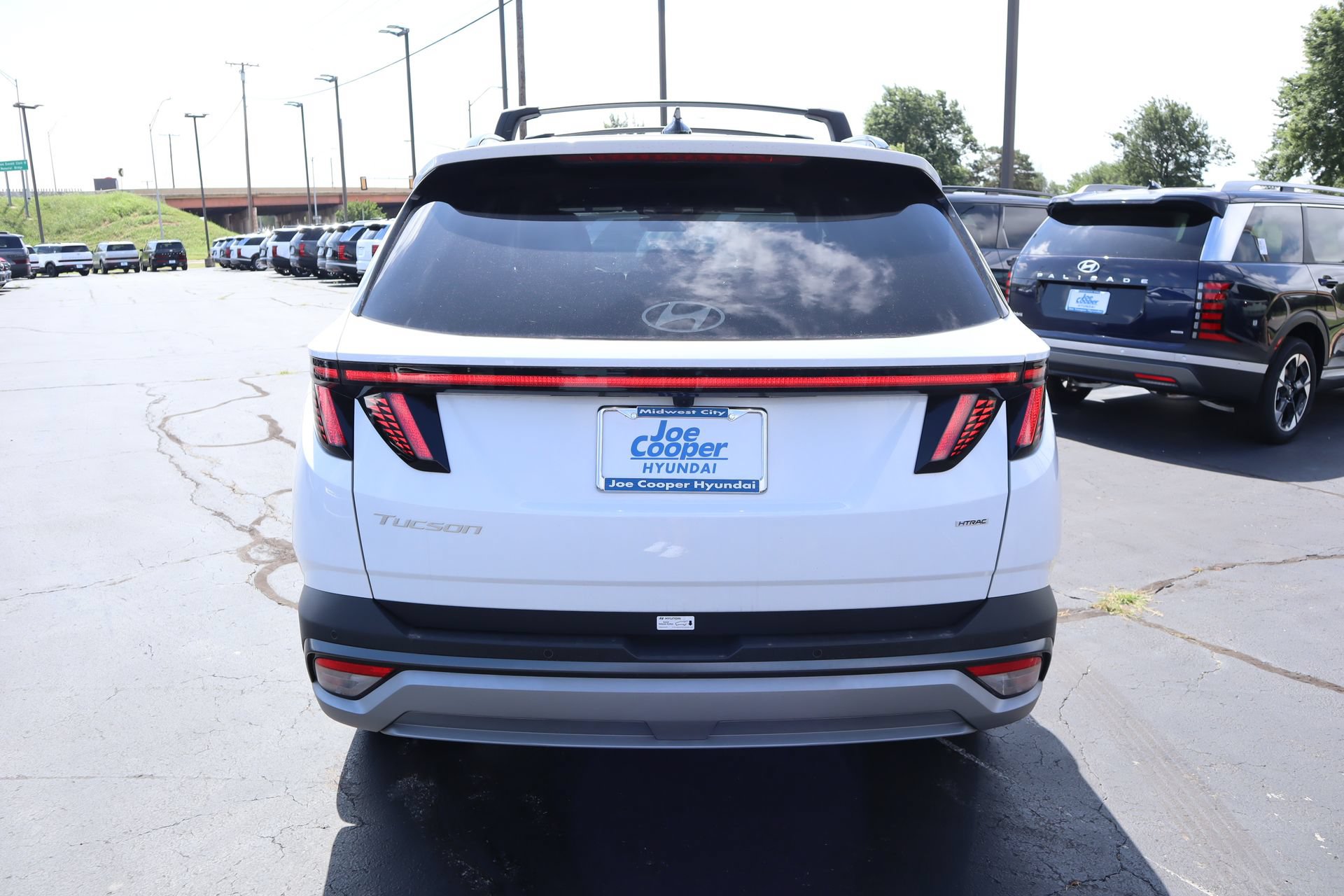 New 2026 Hyundai Tucson Limited AWD/4WD image 23