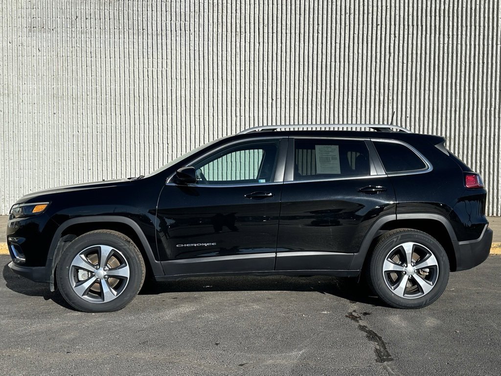 Used 2020 Jeep Cherokee Limited image 2