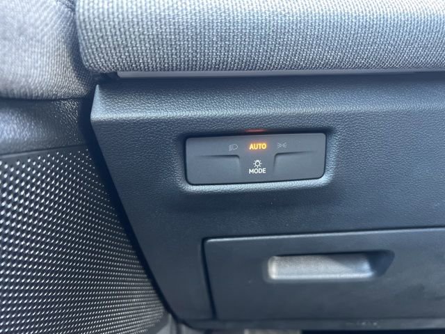 New 2025 Volkswagen Tiguan S image 15