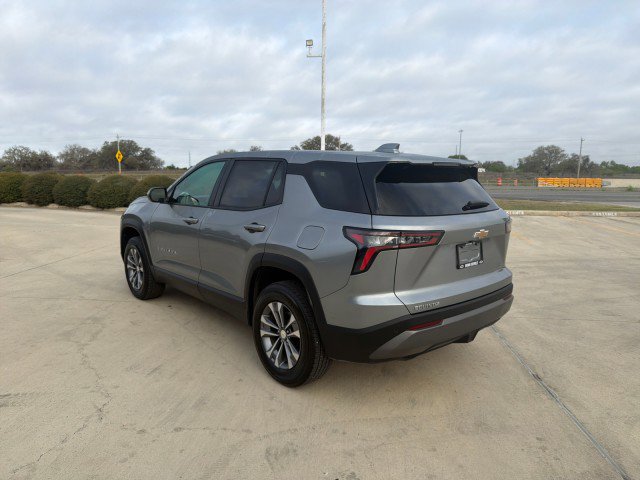 Used 2026 Chevrolet Equinox LT w/ Convenience Package II image 12