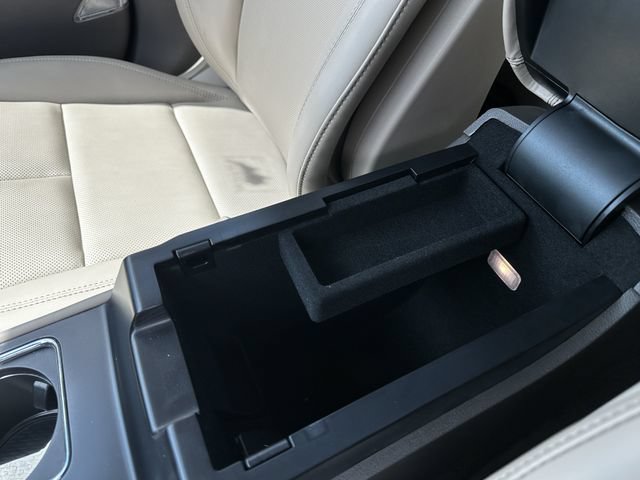 Certified 2023 Lincoln Corsair AWD w/ Equipment Group 101A image 27