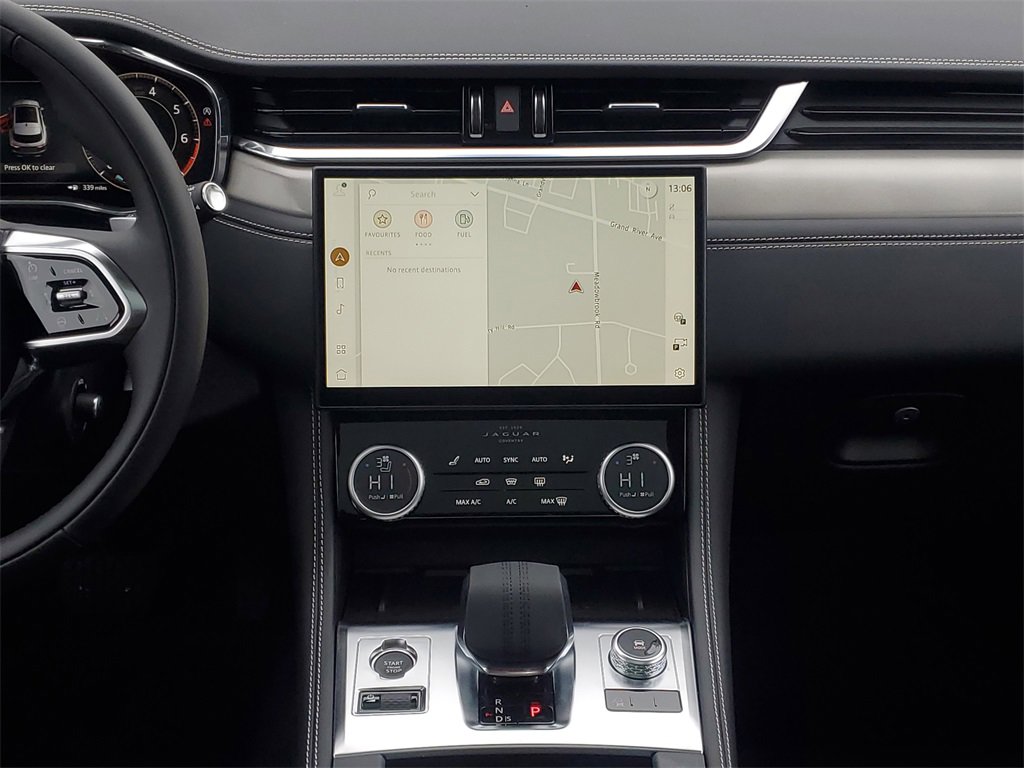 New 2025 Jaguar F-PACE R-Dynamic S image 28