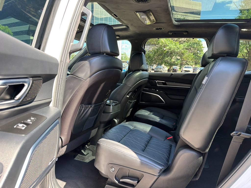 Used 2024 Kia Telluride SX Prestige X-Pro AWD/4WD image 19