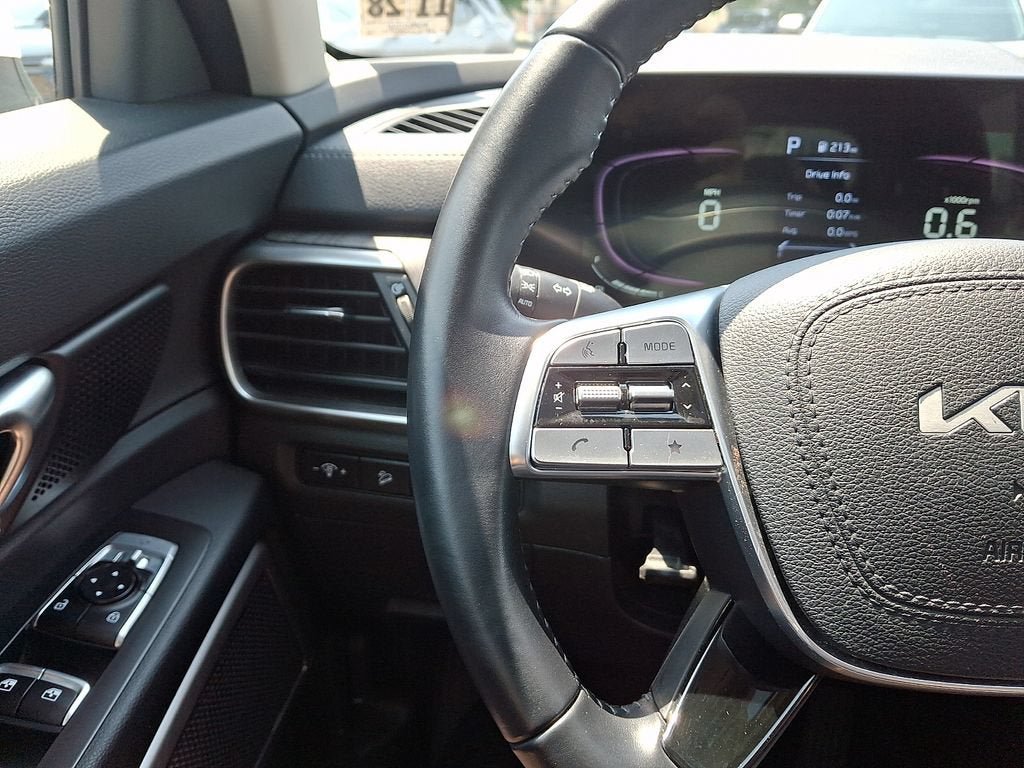 Used 2024 Kia Telluride EX FWD image 23