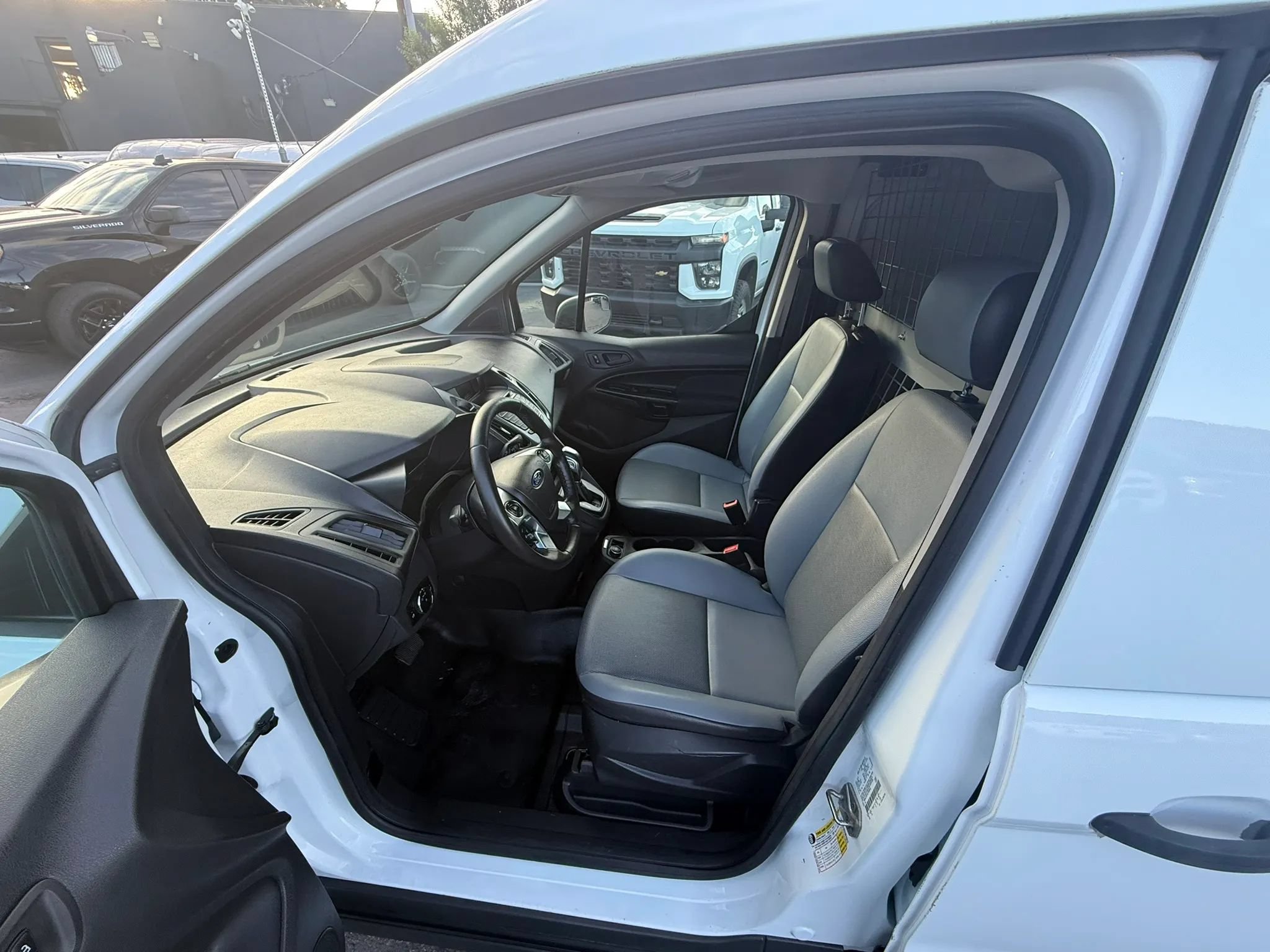 Used 2018 Ford Transit Connect XL FWD image 10