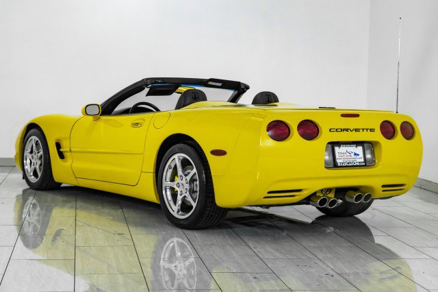 Used 2000 Chevrolet Corvette Convertible w/ Memory Pkg image 13