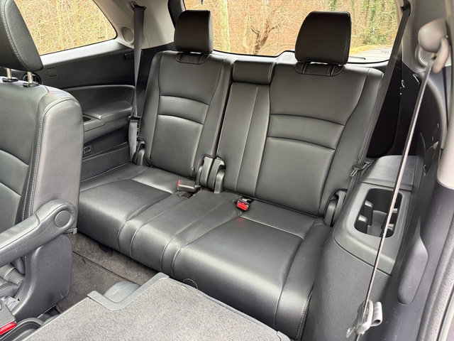Used 2019 Honda Pilot Elite image 18