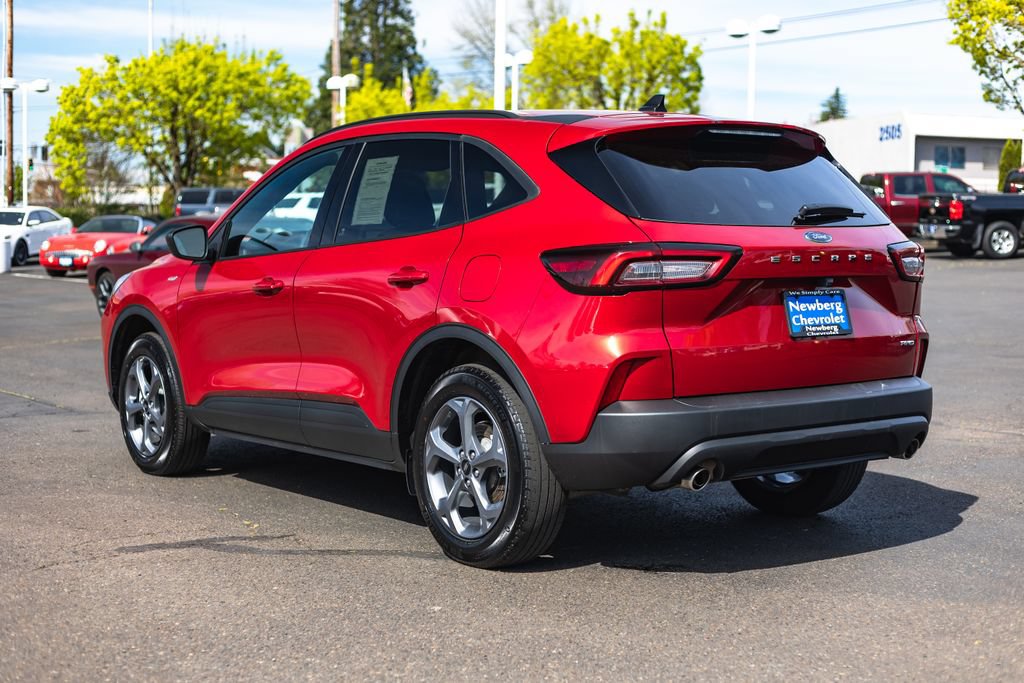 Used 2025 Ford Escape ST-Line AWD/4WD image 11