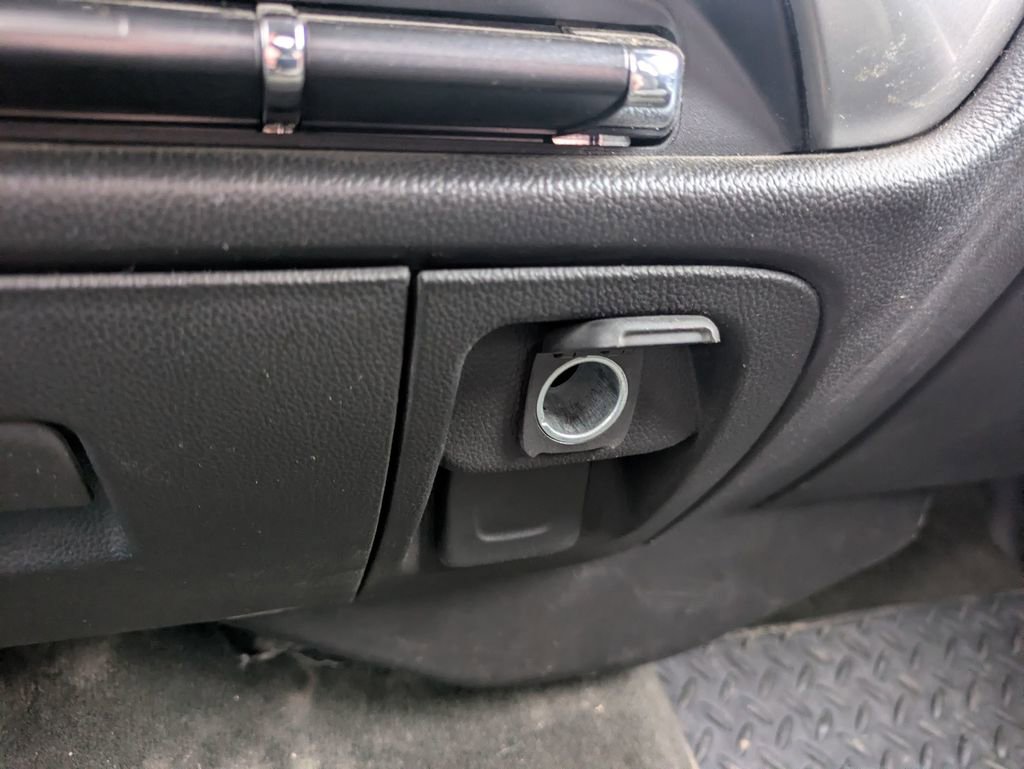 Used 2015 Chevrolet Silverado 2500 LT w/ LT Convenience Package image 32