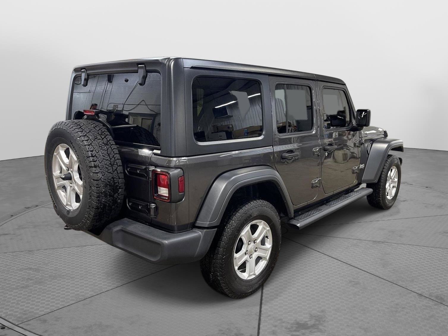 Used 2021 Jeep Wrangler Unlimited Sport image 9