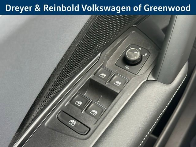 New 2026 Volkswagen Tiguan SE image 22