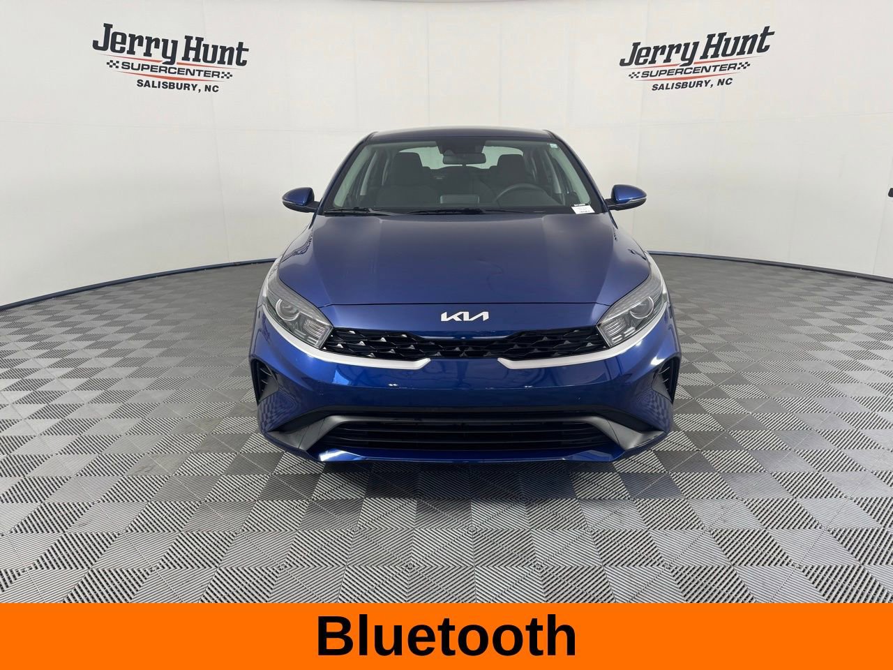 Used 2023 Kia Forte LXS w/ LXS Technology Package image 5