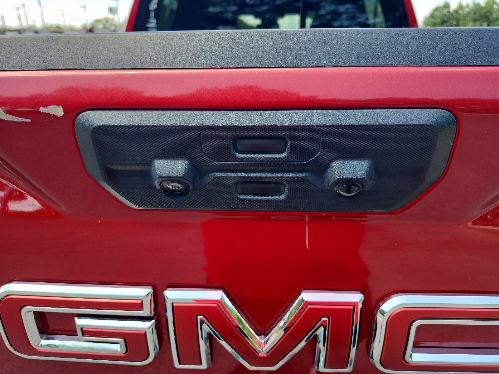 Used 2025 GMC Sierra 1500 SLT w/ SLT Premium Plus Package AWD/4WD image 13