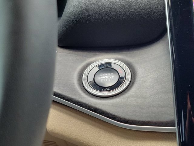 Used 2025 Jeep Grand Cherokee Limited AWD/4WD image 28