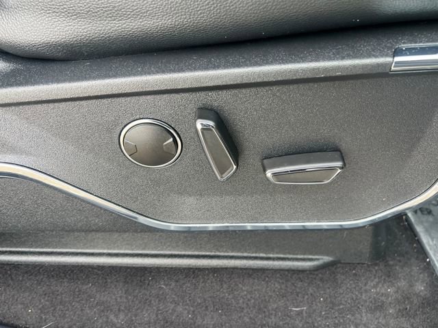 Used 2023 Ford F150 Lariat w/ Equipment Group 502A High image 21