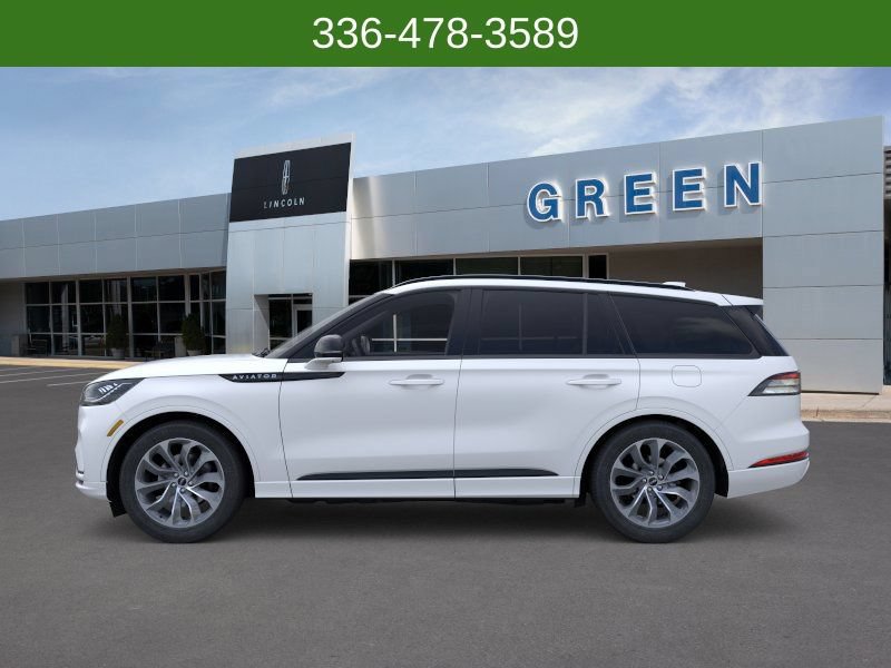 New 2026 Lincoln Aviator 2WD w/ Jet Appearance Package image 3