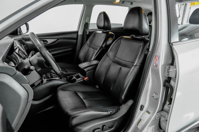 Used 2018 Nissan Rogue SL w/ Premium Package image 31