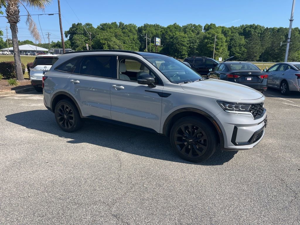 Used 2022 Kia Sorento SX image 1