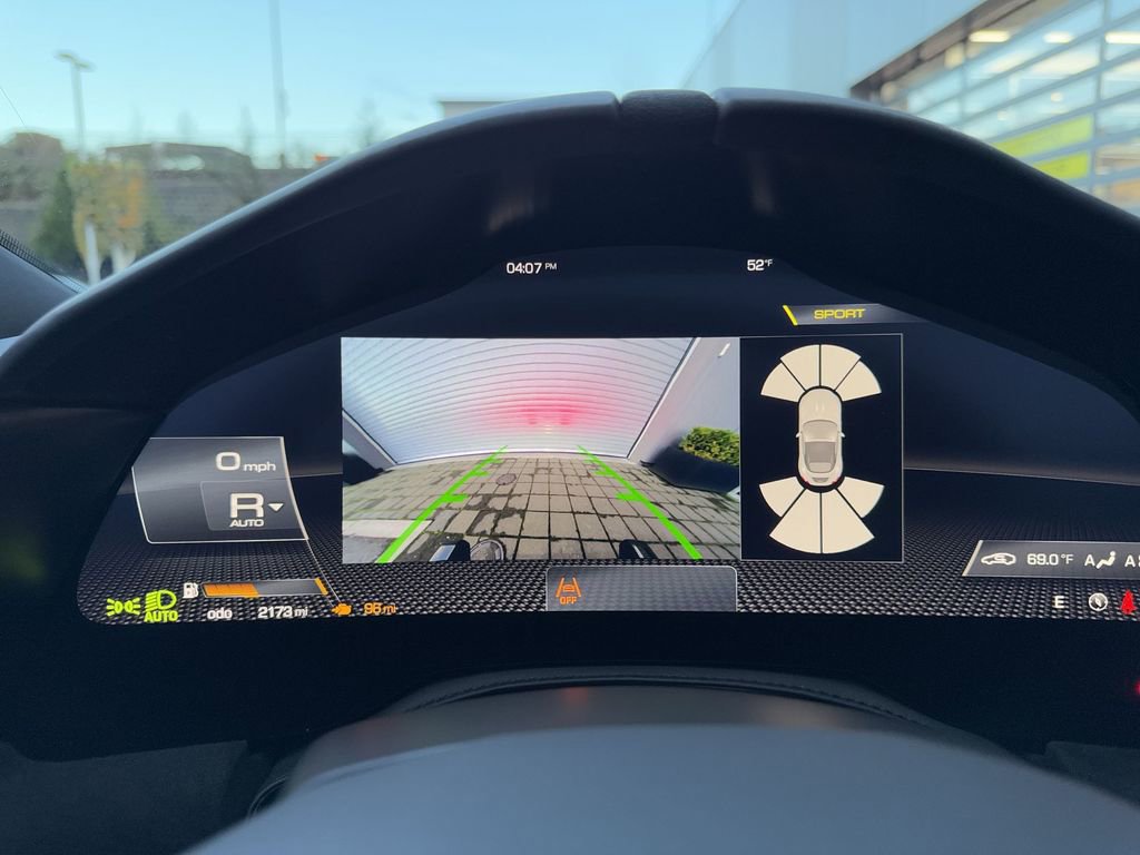 Used 2024 Ferrari Roma Spider image 17