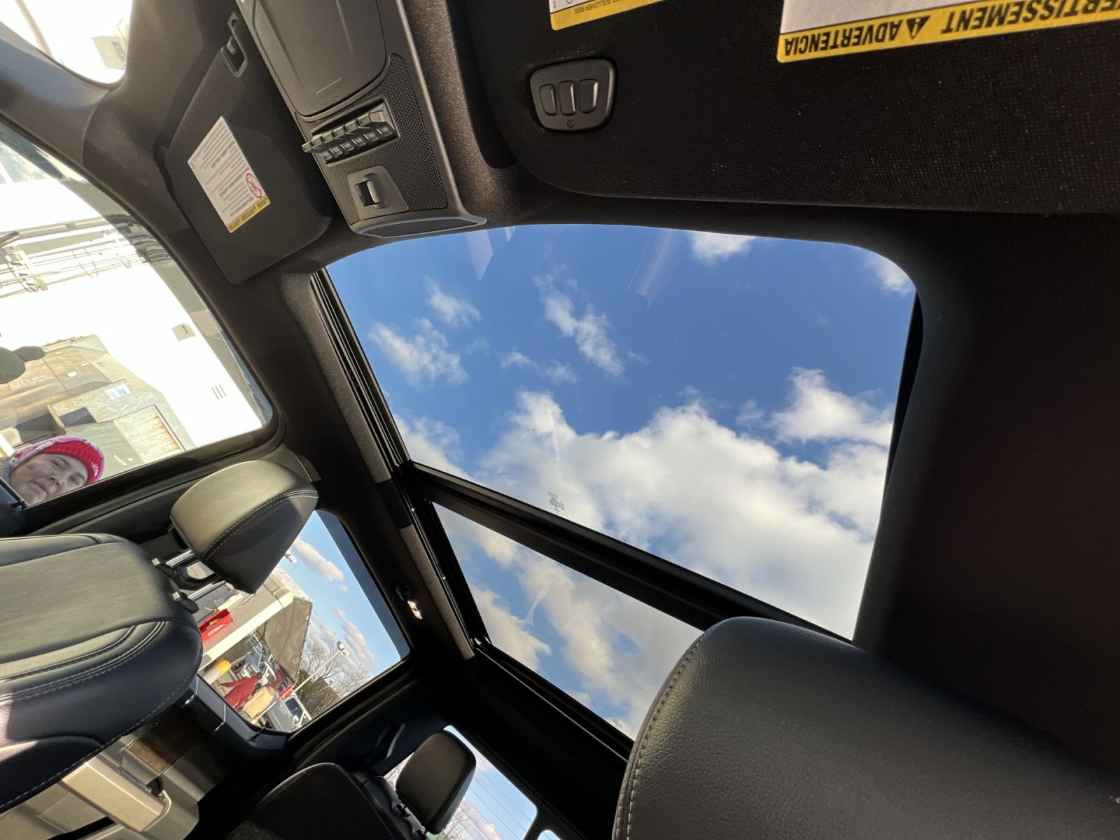 Used 2022 Ford F350 Lariat w/ Tremor Off-Road Package image 24