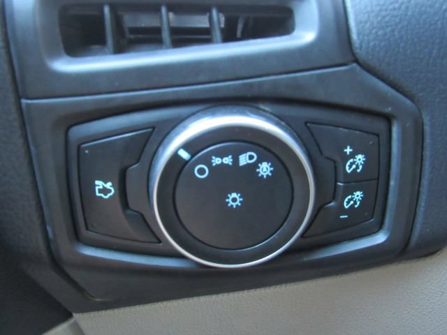 Used 2016 Ford Focus Electric Hatchback FWD image 34