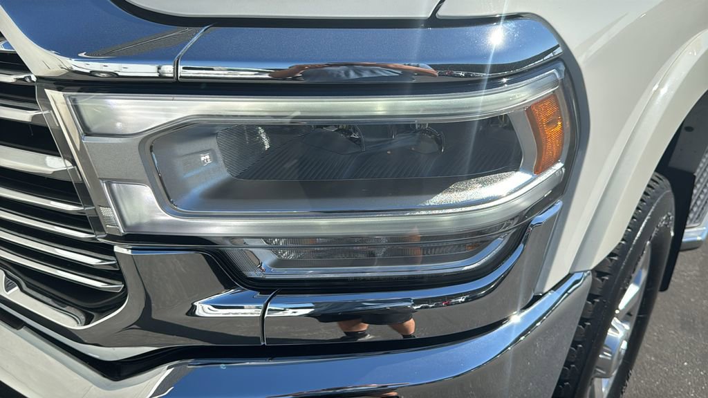 Used 2022 RAM 3500 Laramie AWD/4WD image 6