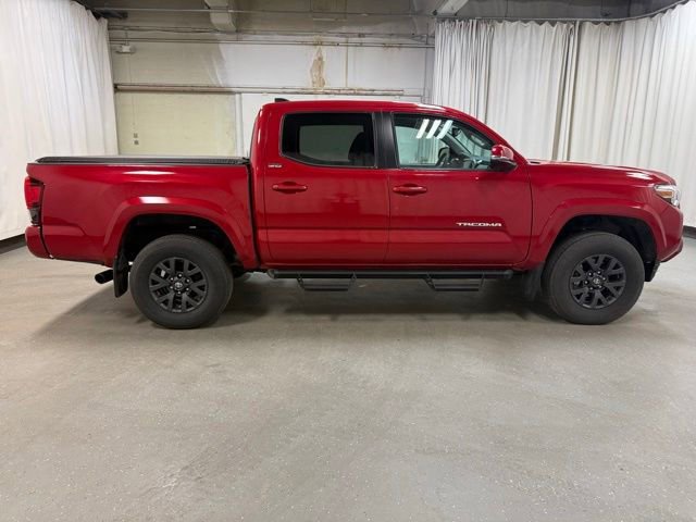 Used 2023 Toyota Tacoma SR5 w/ Technology Package AWD/4WD image 3