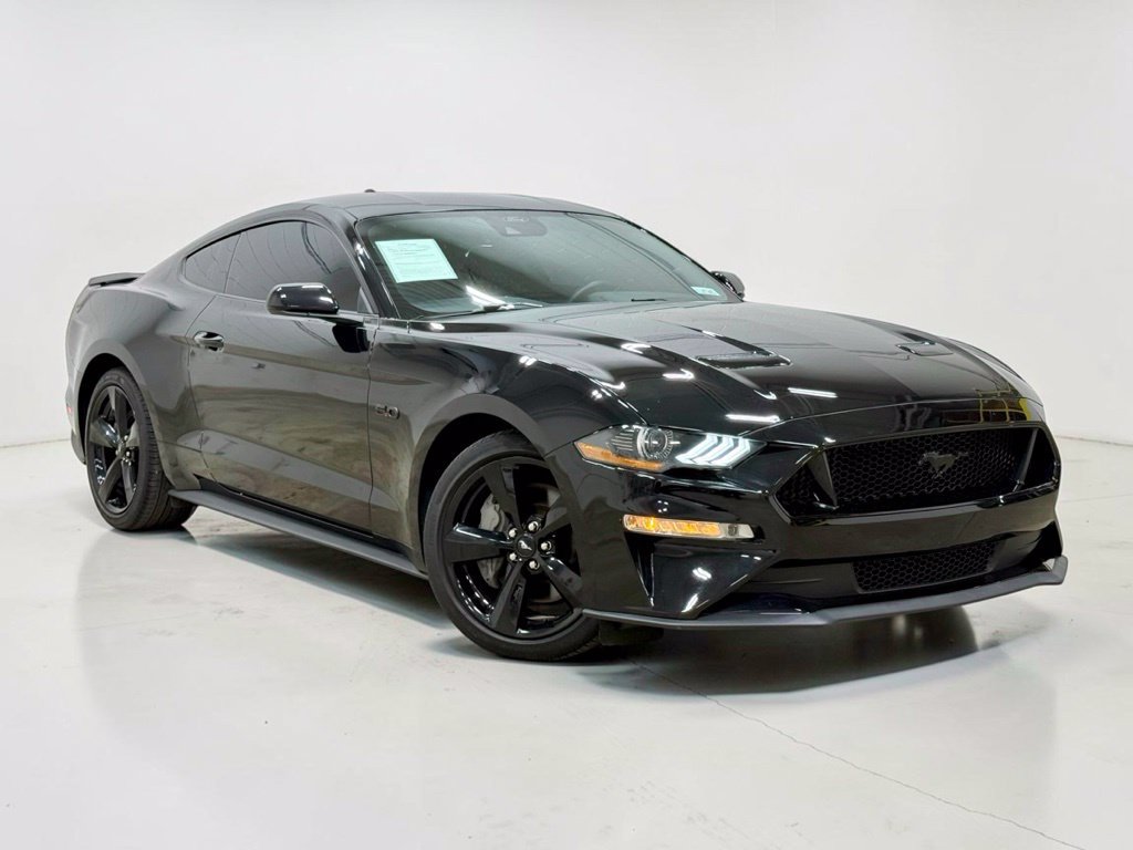 Used 2022 Ford Mustang GT w/ Equipment Group 301A RWD image 4