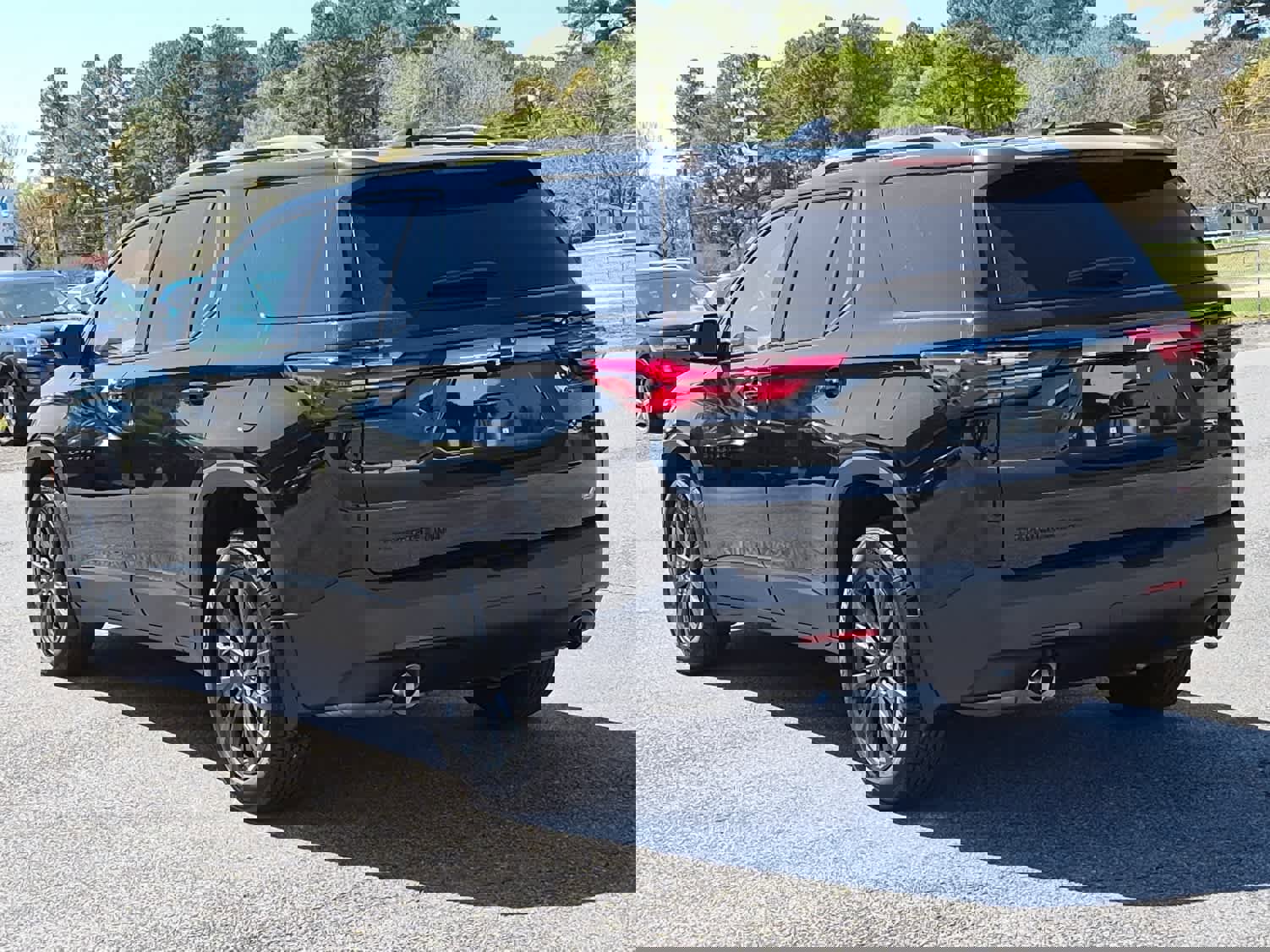 Used 2023 Chevrolet Traverse RS w/ LPO, Floor Liner Package image 6