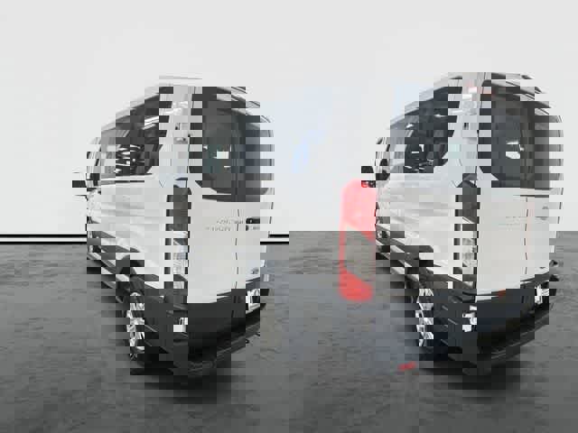 Used 2023 Ford Transit 350 XLT image 2