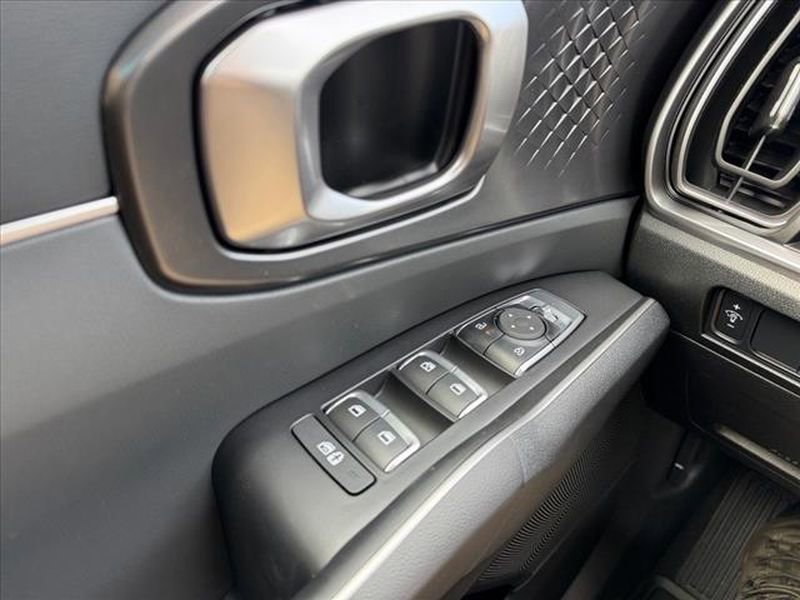 New 2026 Kia Sorento S image 19