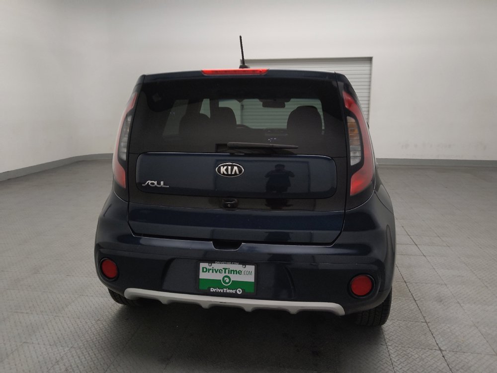 Used 2018 Kia Soul + FWD image 7
