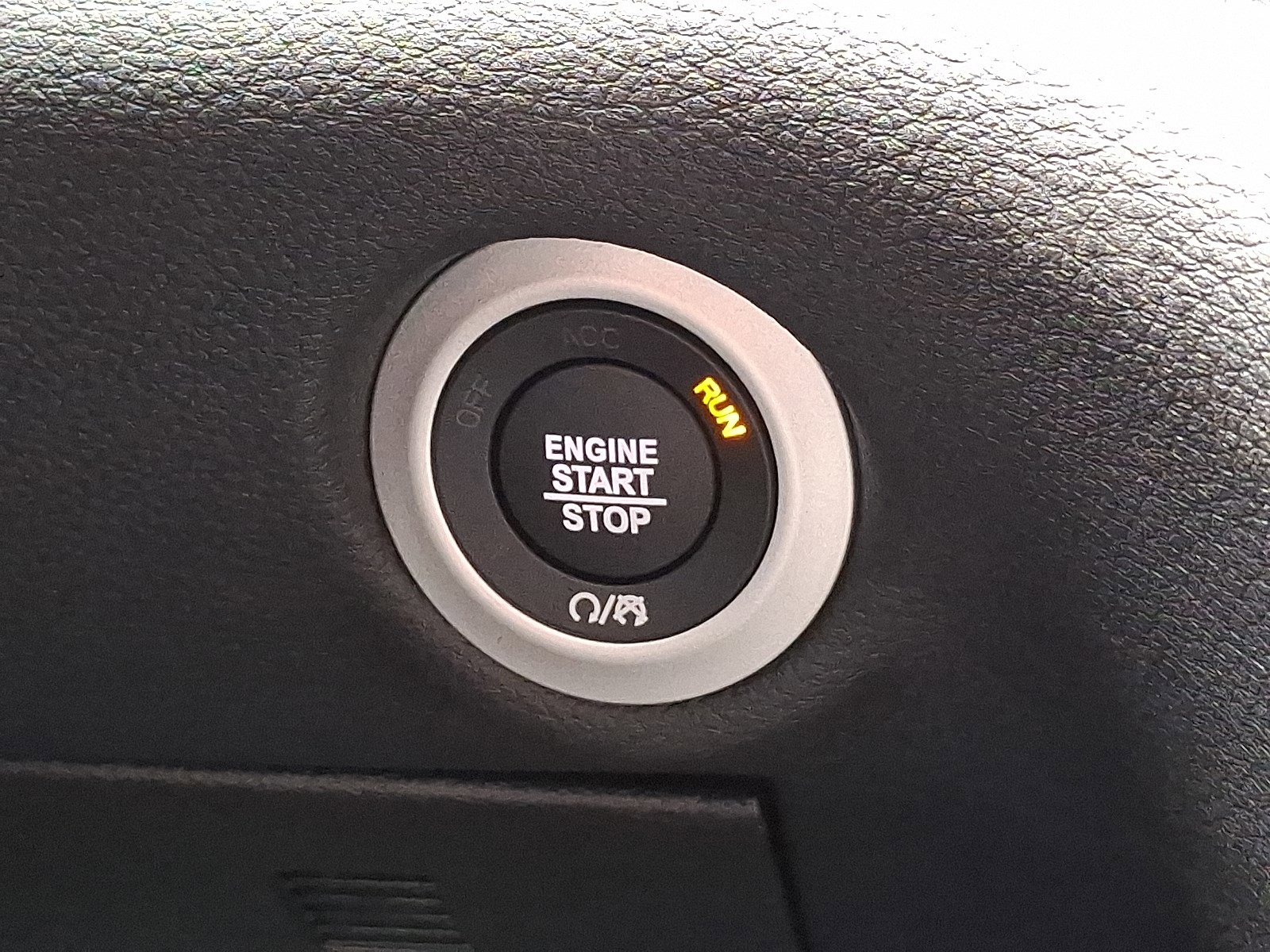 New 2026 Chrysler Pacifica Select image 14