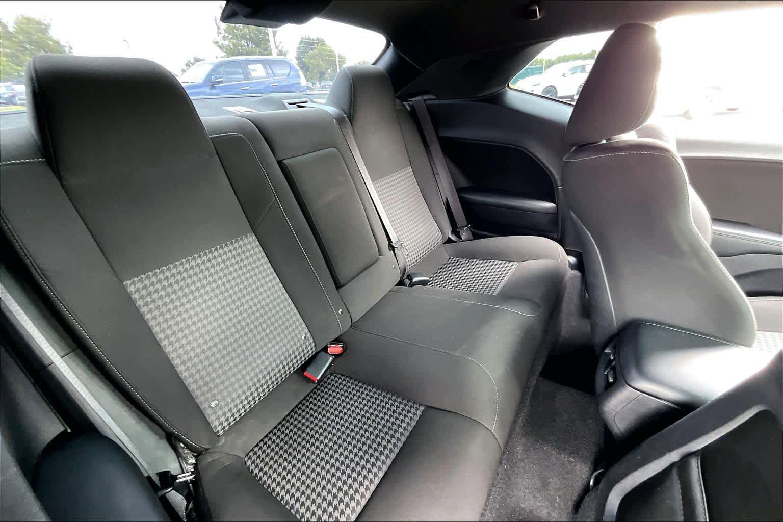 Used 2021 Dodge Challenger R/T Scat Pack RWD image 17