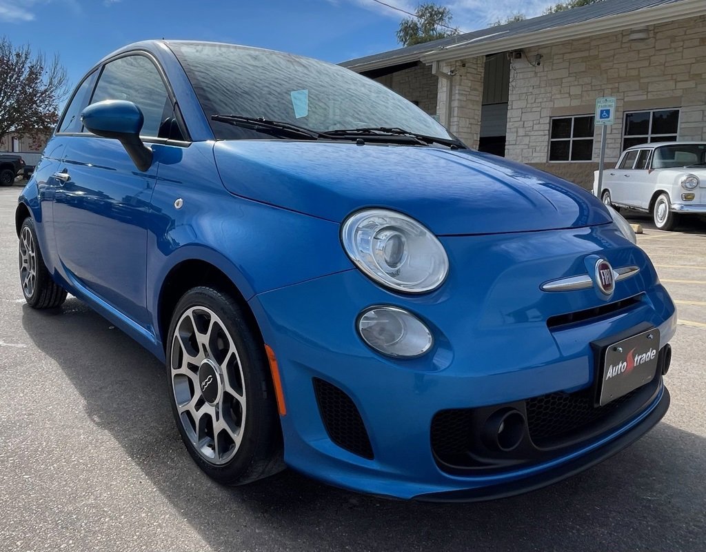 Used 2018 FIAT 500 Pop image 2