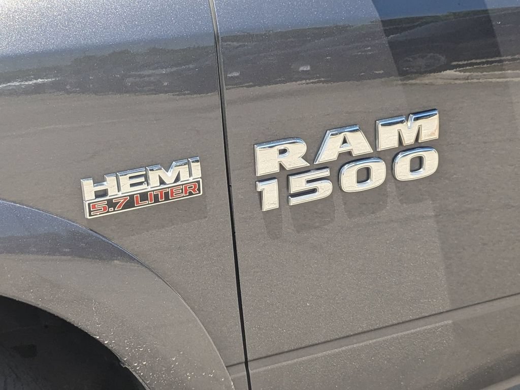 Used 2016 RAM 1500 Laramie w/ Convenience Group AWD/4WD image 10
