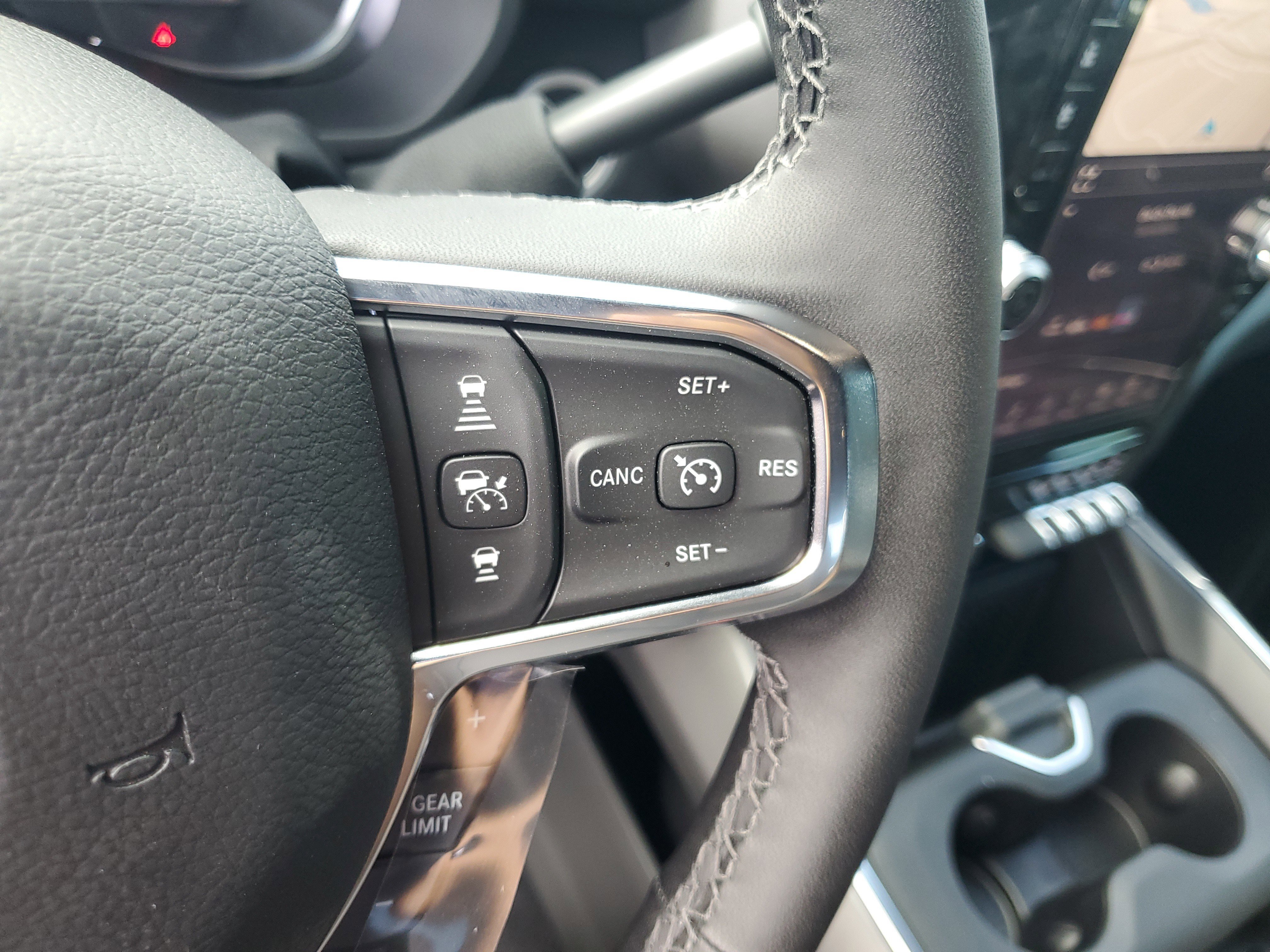 New 2026 RAM 2500 Laramie w/ Night Edition AWD/4WD image 16
