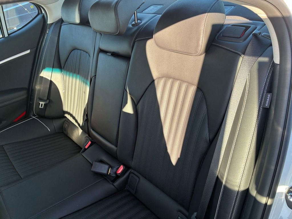 New 2026 Genesis G70 2.5T Prestige RWD image 15