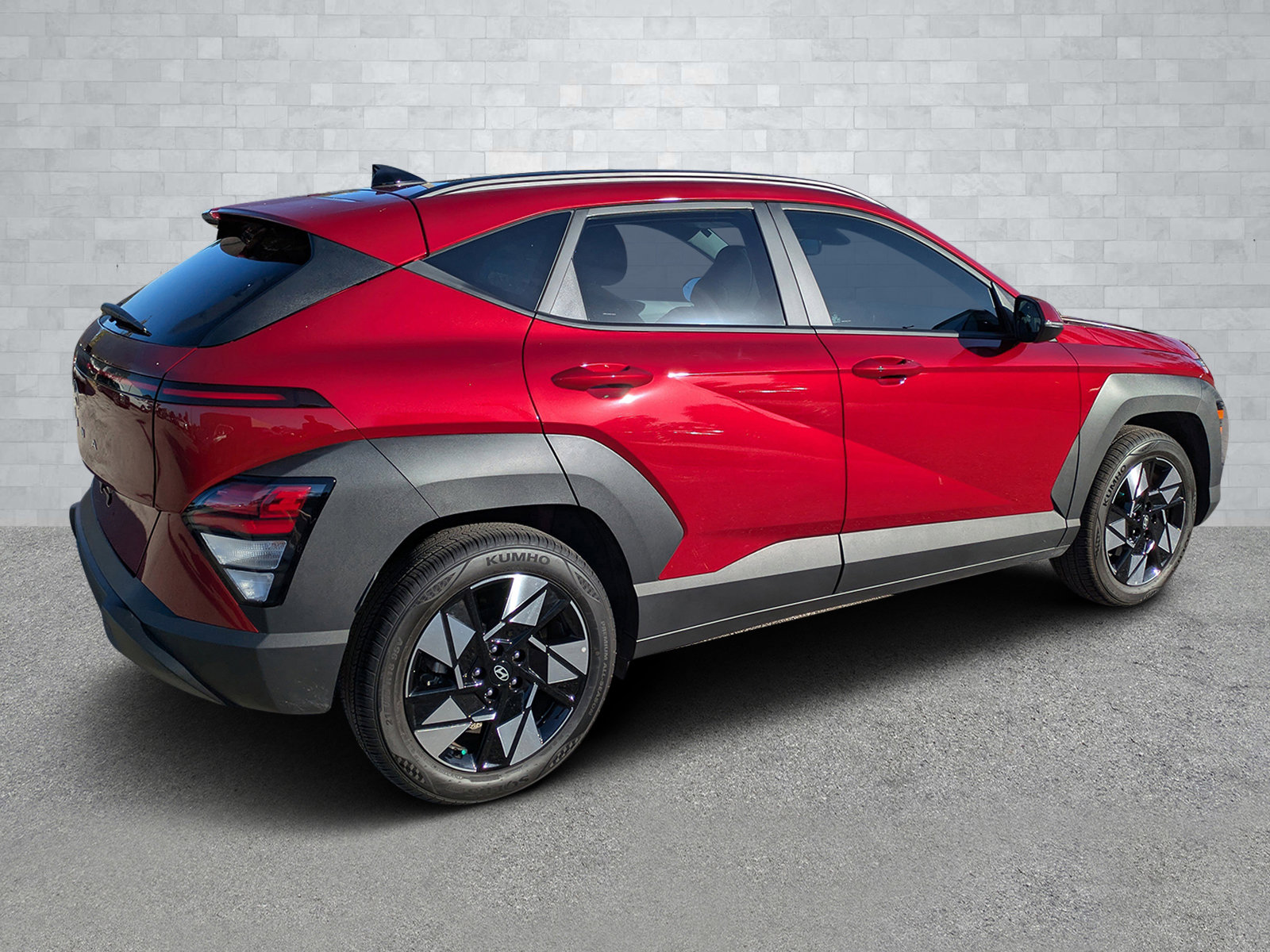 Used 2024 Hyundai Kona SEL image 5