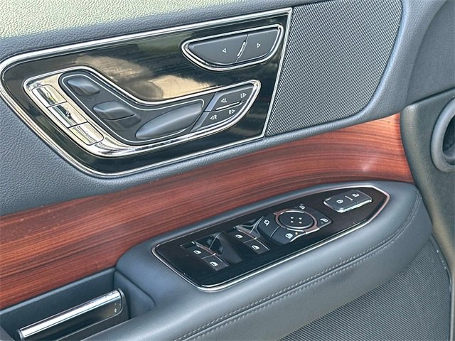 Used 2024 Lincoln Navigator L Reserve image 14