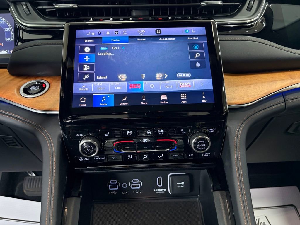 Used 2024 Jeep Grand Cherokee L Summit AWD/4WD image 15