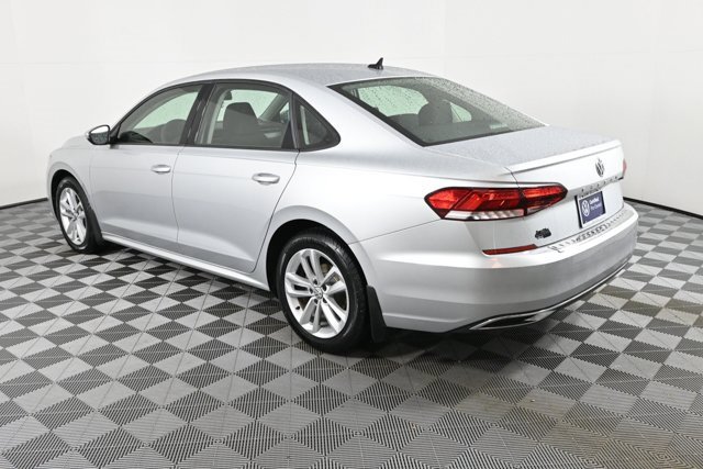 Certified 2021 Volkswagen Passat 2.0T S image 6